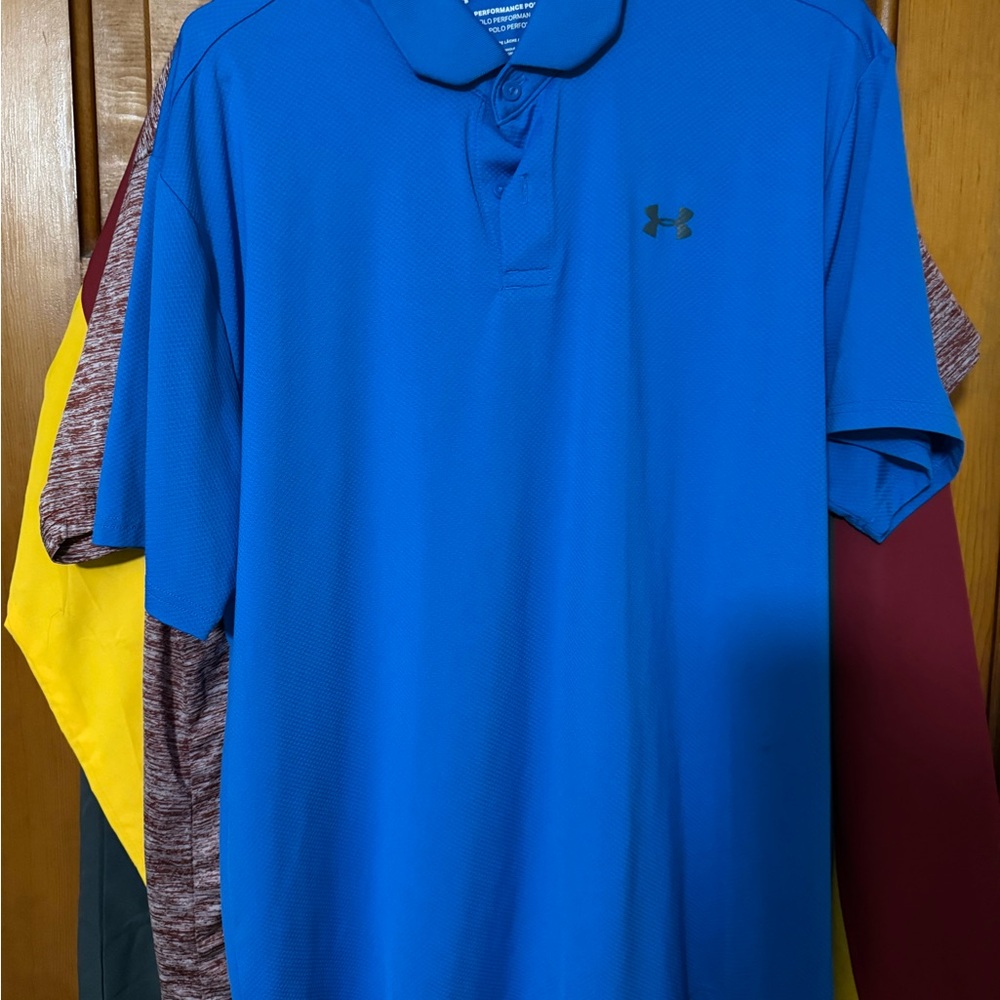Under Armoir Men's Blue Polo Shirt